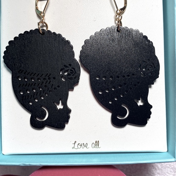 Christian Siriano Jewelry Nwt Silhouette Laser Cut Wood Love All